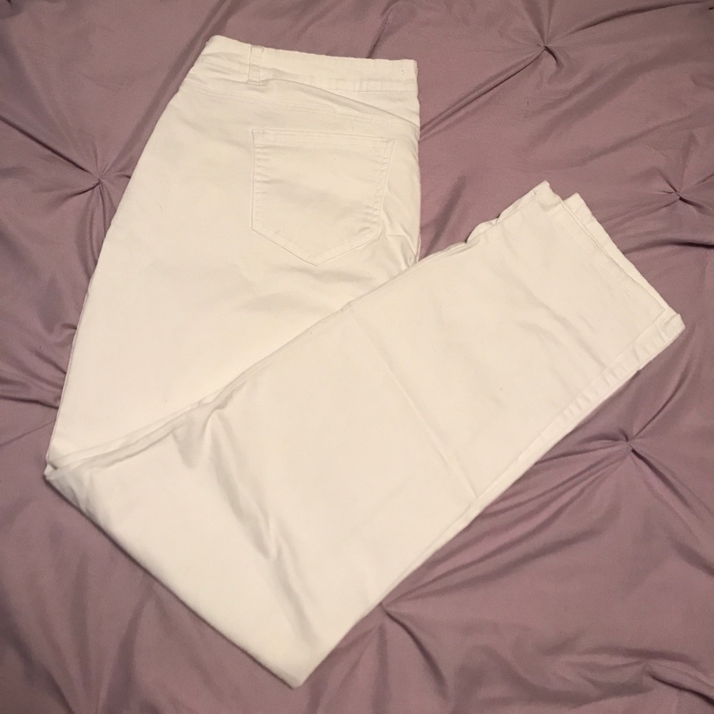 White Skinny Jeans.